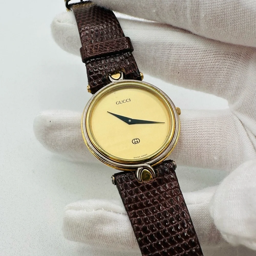 Gucci 4500 M Watch - Picture 3 of 10